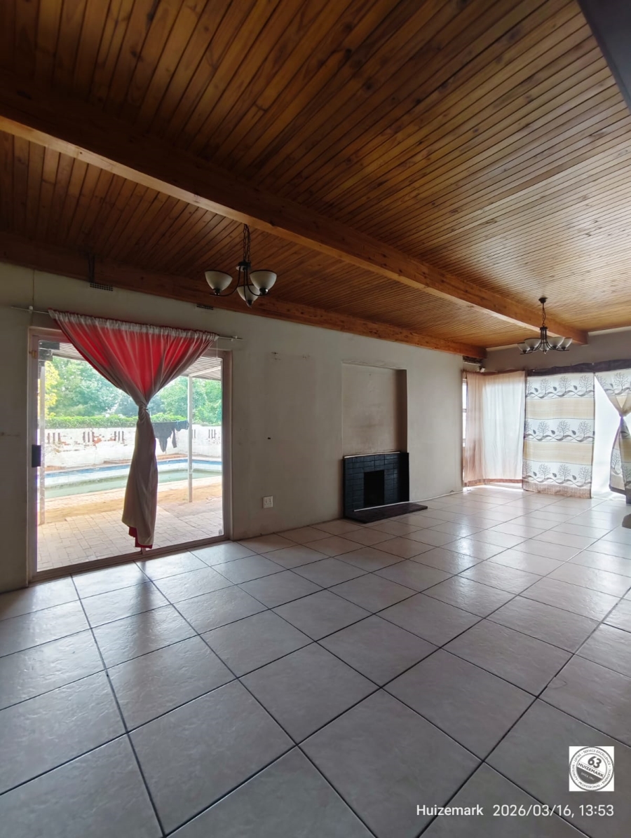 5 Bedroom Property for Sale in Sasolburg Ext 3 Free State